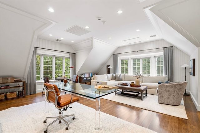 76 Robin Rd, Weston, MA 02493