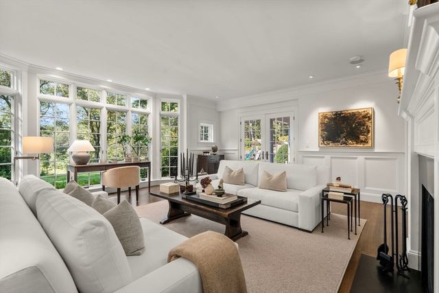 76 Robin Rd, Weston, MA 02493