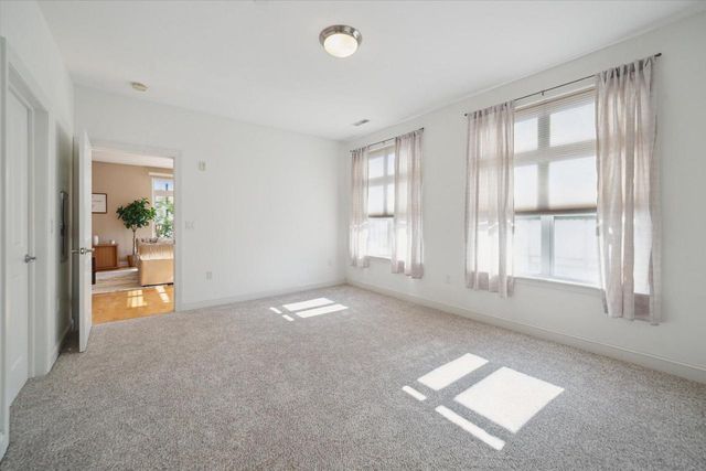 1925 N Water STREET #105, Milwaukee, WI 53202