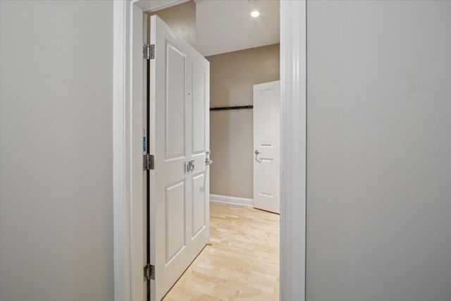 1925 N Water STREET #105, Milwaukee, WI 53202