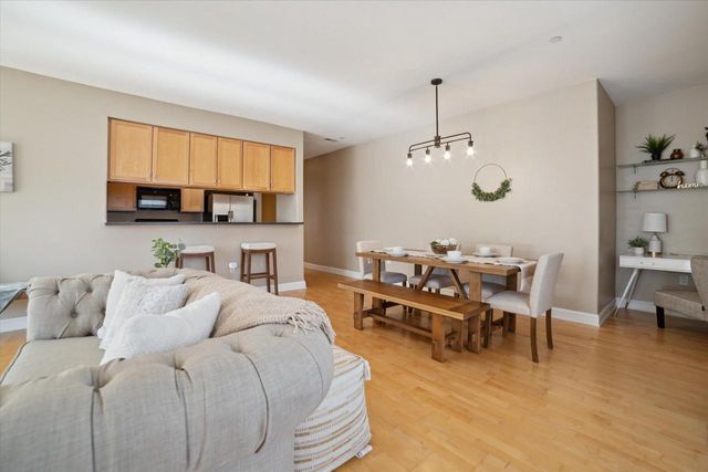 1925 N Water STREET #105, Milwaukee, WI 53202