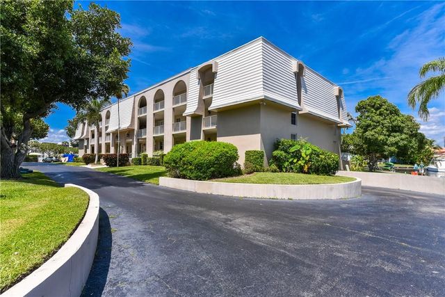 775 Jeffery Street 303, Boca Raton, FL 33487