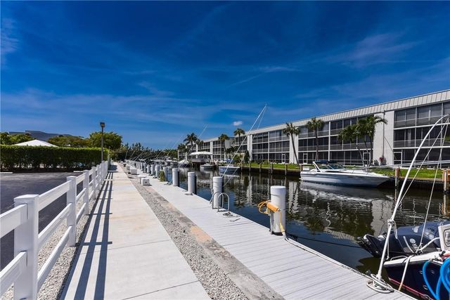 775 Jeffery Street 303, Boca Raton, FL 33487