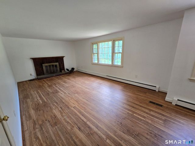 10 Laurwood Drive, Bolton, CT 06043