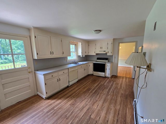 10 Laurwood Drive, Bolton, CT 06043