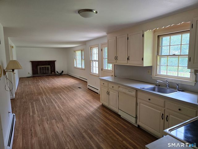 10 Laurwood Drive, Bolton, CT 06043