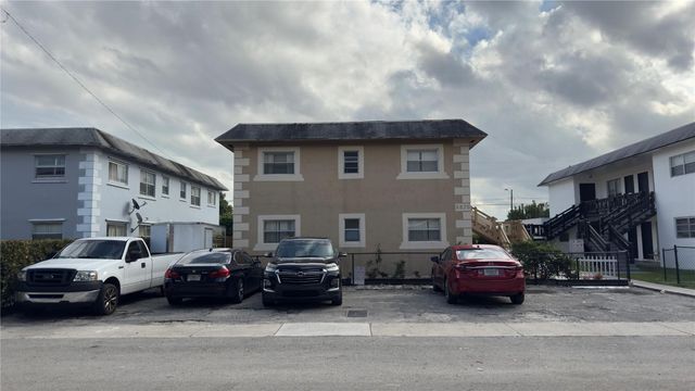 5870 NW 16th Place, Sunrise, FL 33313