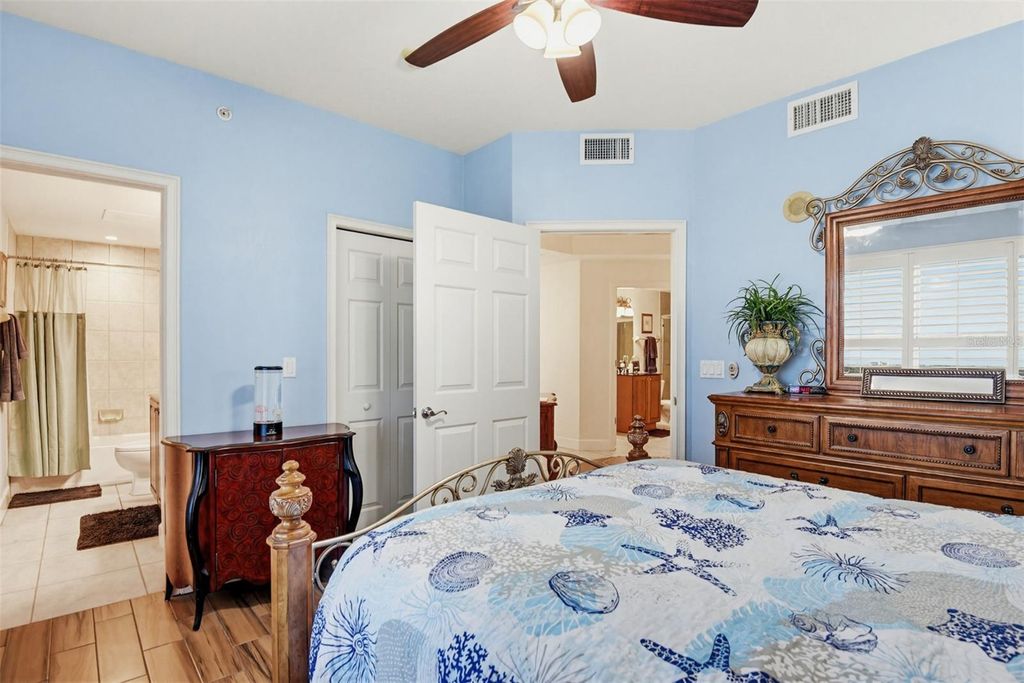 Image 27 of property listing at 2403 S ATLANTIC AVENUE 811, Daytona Beach Shores, FL 32118