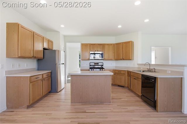 496 Pleasant Ridge Drive, Canton, MI 48188