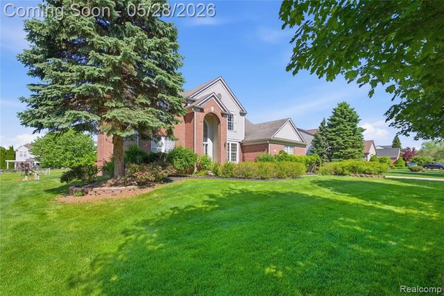 496 Pleasant Ridge Drive, Canton, MI 48188