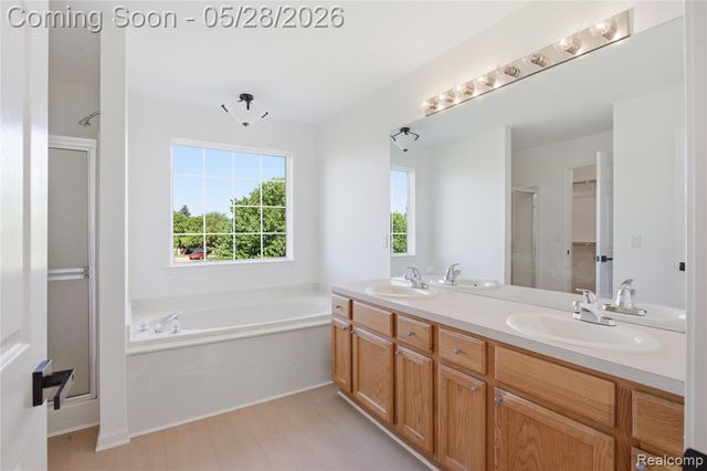 496 Pleasant Ridge Drive, Canton, MI 48188