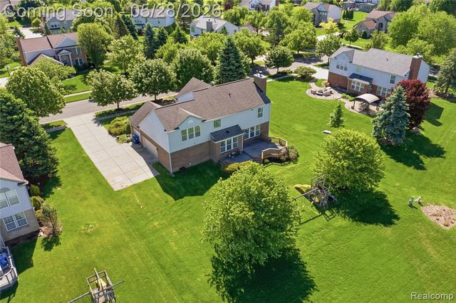 496 Pleasant Ridge Drive, Canton, MI 48188