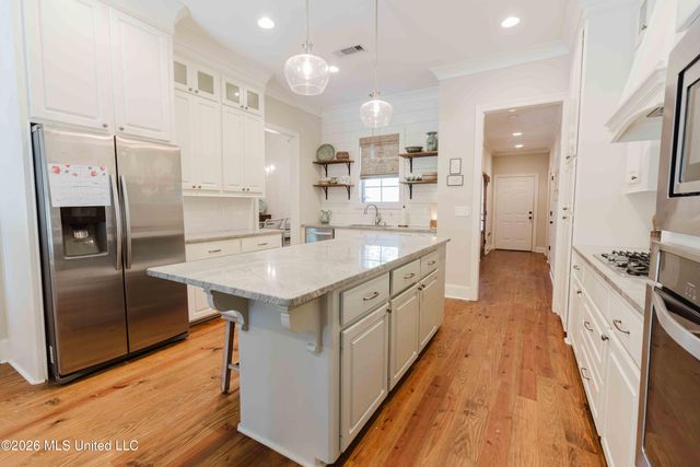 201 Evelyn Lane, Brandon, MS 39042