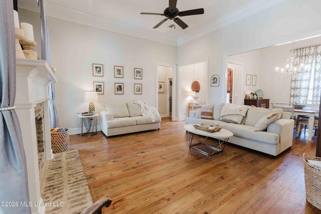 201 Evelyn Lane, Brandon, MS 39042