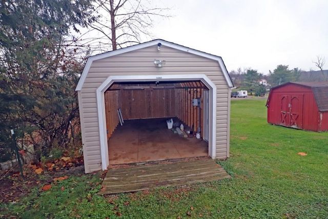 253 Wardentown Road, East Huntingdon, PA 15612