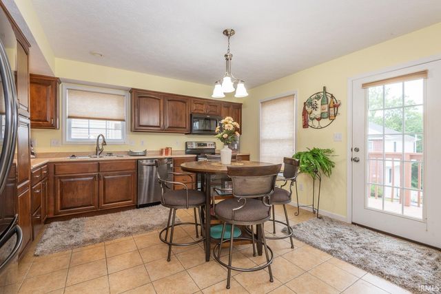 2571 S Flat Rock Road, Bloomington, IN 47403