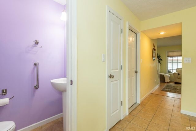 2571 S Flat Rock Road, Bloomington, IN 47403