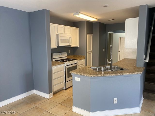 10047 Fine Fern Street, Las Vegas, NV 89183