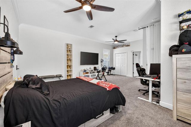 5905 CHERRY OAK DRIVE, Valrico, FL 33596