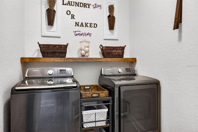 5905 CHERRY OAK DRIVE, Valrico, FL 33596