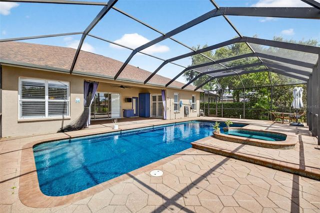 5905 CHERRY OAK DRIVE, Valrico, FL 33596