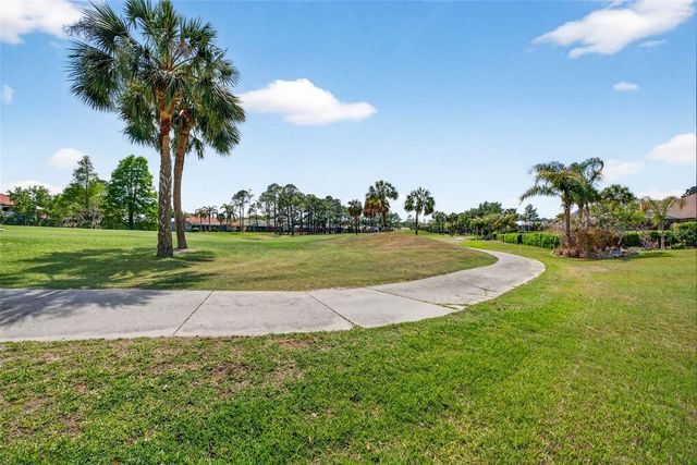 5905 CHERRY OAK DRIVE, Valrico, FL 33596