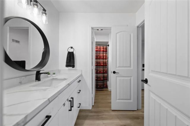 1040 E Washington, Escondido, CA 92025