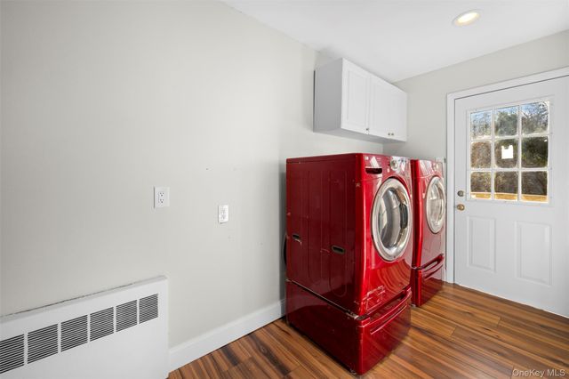 6 Penelope Lane, Huntington, NY 11743