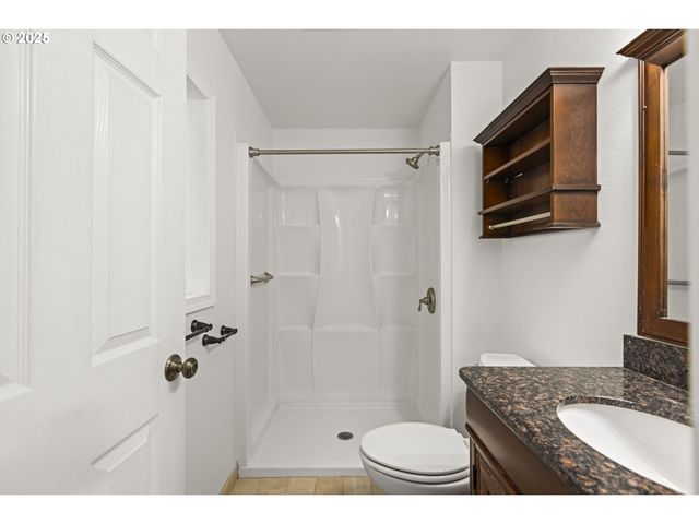 2669 Se ALDER St, Hillsboro, OR 97123