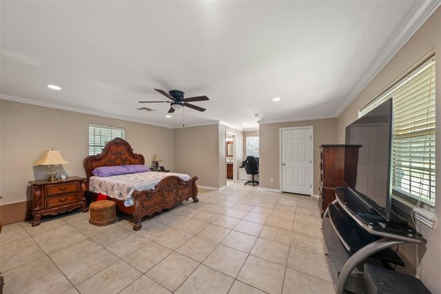 13257 Forest Trail, Conroe, TX 77306