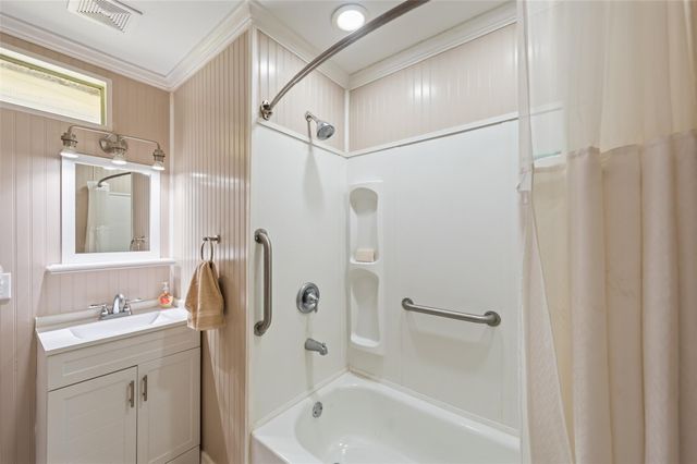 13257 Forest Trail, Conroe, TX 77306