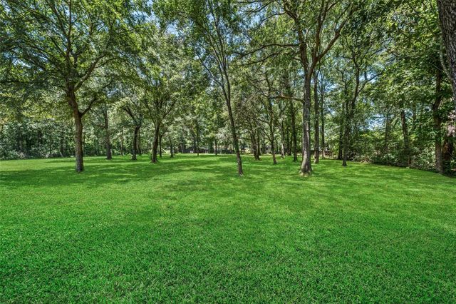 13257 Forest Trail, Conroe, TX 77306