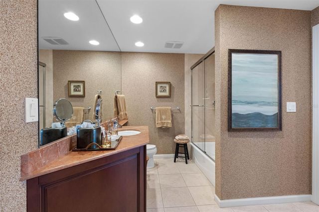 5823 BOWEN DANIEL DRIVE 603, Tampa, FL 33616