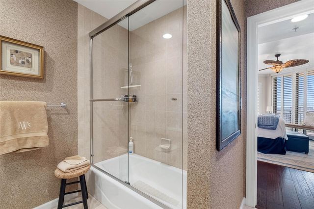 5823 BOWEN DANIEL DRIVE 603, Tampa, FL 33616