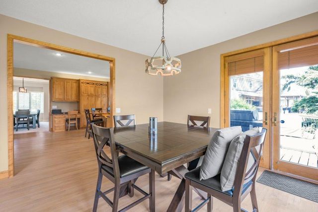 10451 White Tail Crossing, Eden Prairie, MN 55347