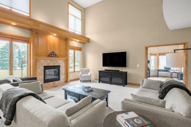 10451 White Tail Crossing, Eden Prairie, MN 55347