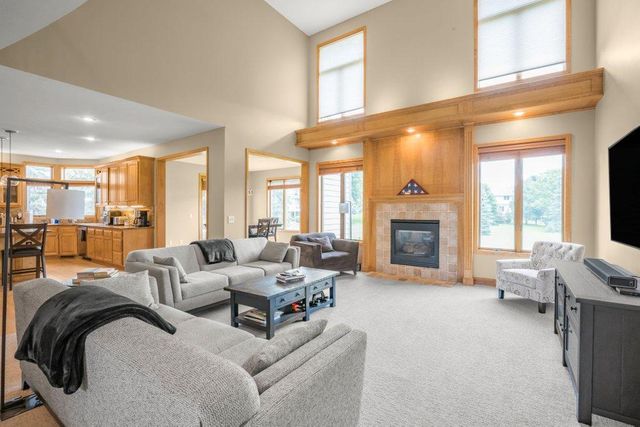 10451 White Tail Crossing, Eden Prairie, MN 55347