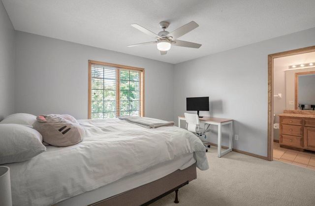 10451 White Tail Crossing, Eden Prairie, MN 55347