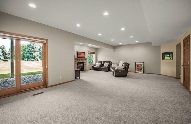 10451 White Tail Crossing, Eden Prairie, MN 55347