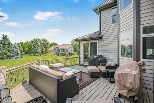 10451 White Tail Crossing, Eden Prairie, MN 55347