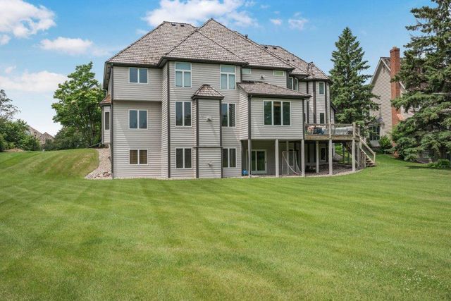 10451 White Tail Crossing, Eden Prairie, MN 55347