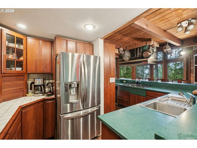 3523 Sw 13TH Ave, Portland, OR 97239