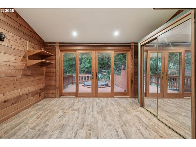 3523 Sw 13TH Ave, Portland, OR 97239