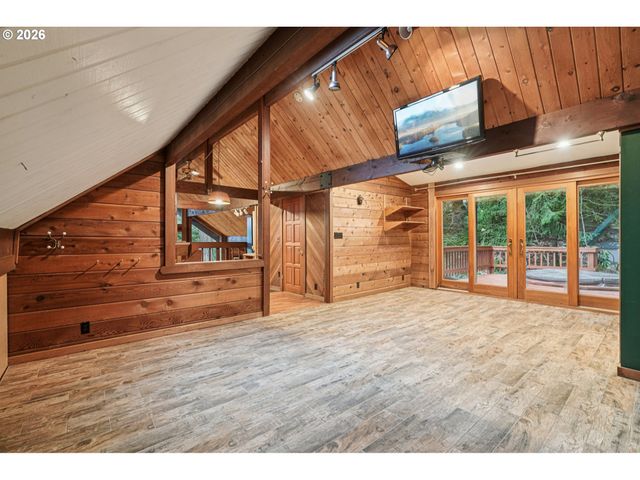 3523 Sw 13TH Ave, Portland, OR 97239