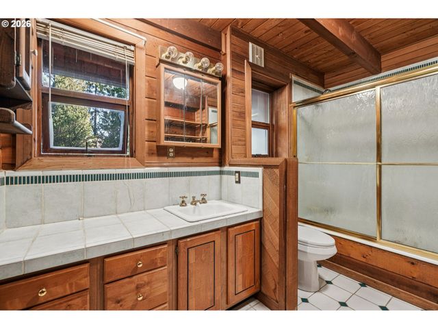 3523 Sw 13TH Ave, Portland, OR 97239