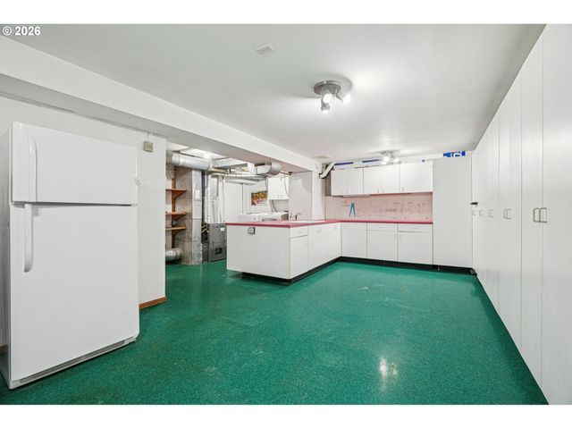 3523 Sw 13TH Ave, Portland, OR 97239