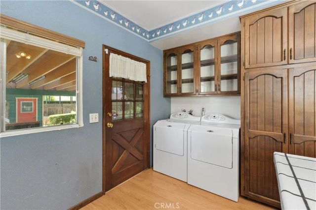 3892 Oakwood Place, Riverside, CA 92506