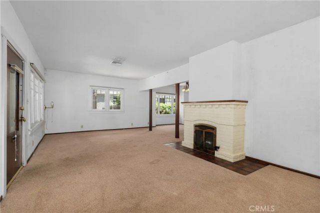 3892 Oakwood Place, Riverside, CA 92506