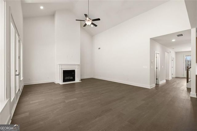 8410 Creekside Overlook Drive, Gainesville, GA 30506