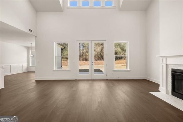 8410 Creekside Overlook Drive, Gainesville, GA 30506